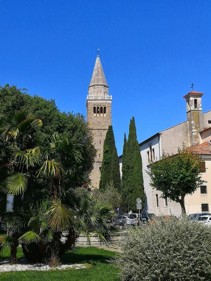 Apartamento Happy Casa Oldtown Boutique Koper Exterior foto