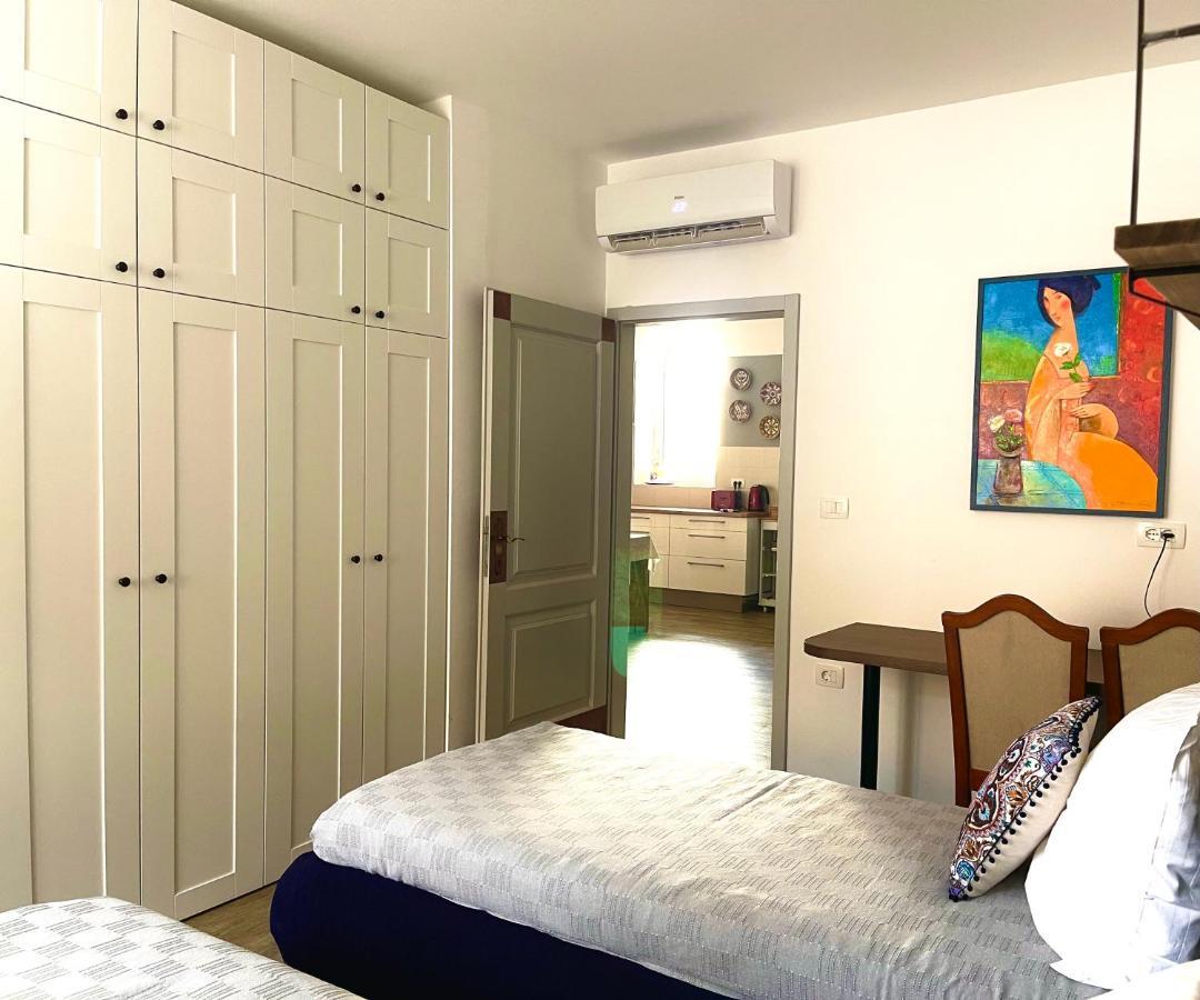 Apartamento Happy Casa Oldtown Boutique Koper Exterior foto