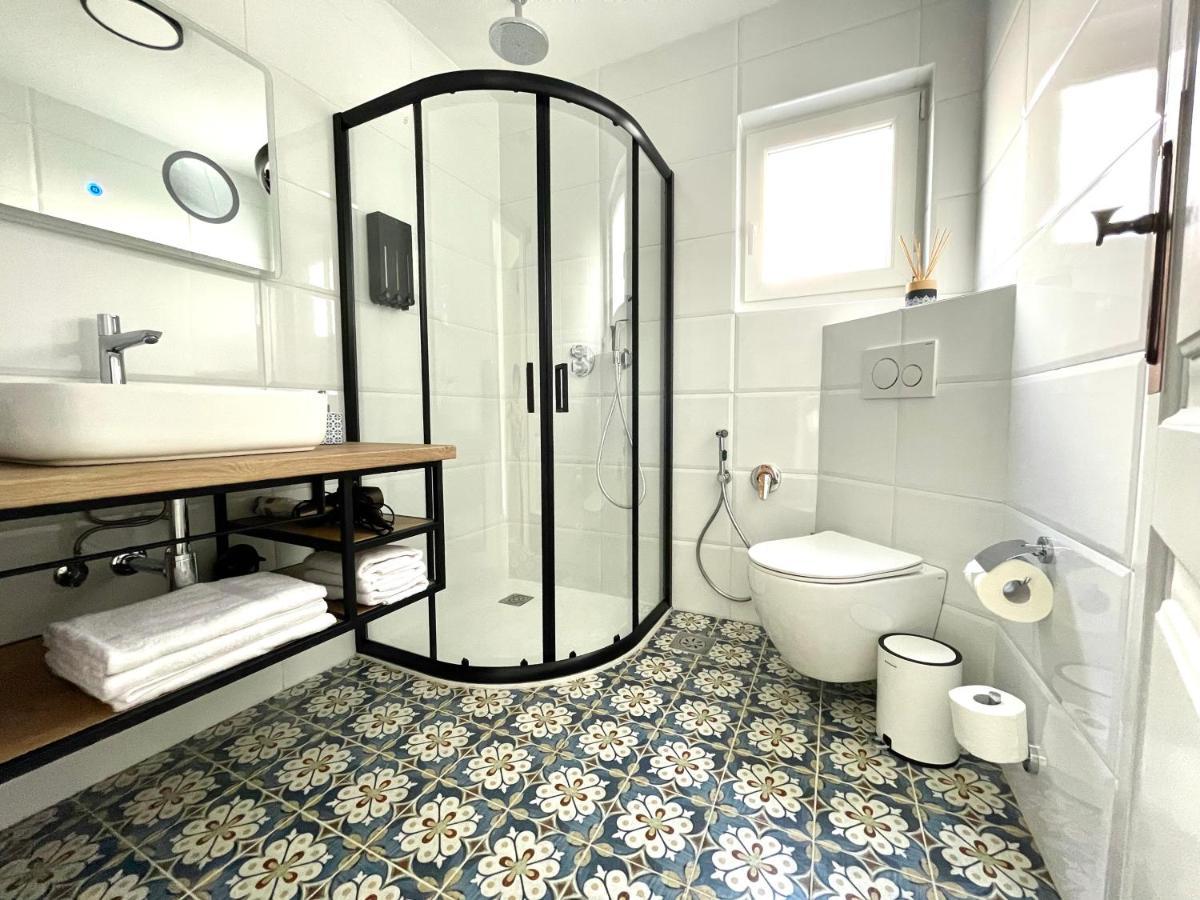 Apartamento Happy Casa Oldtown Boutique Koper Exterior foto